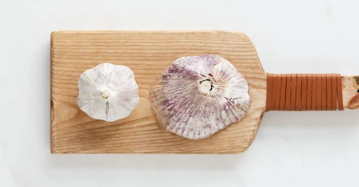 Difference-between-white-and-red-garlic