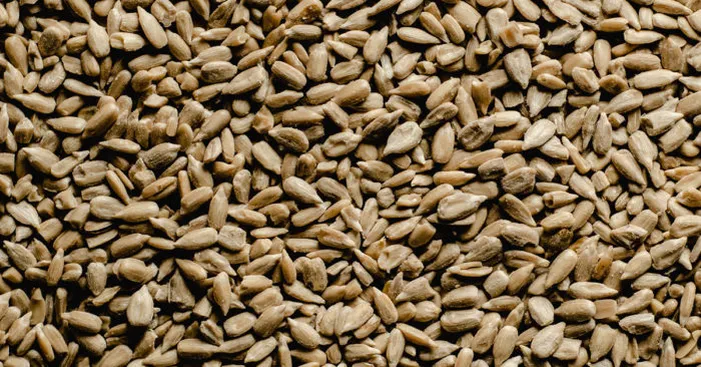 buying-sunflower-seeds-and-oils