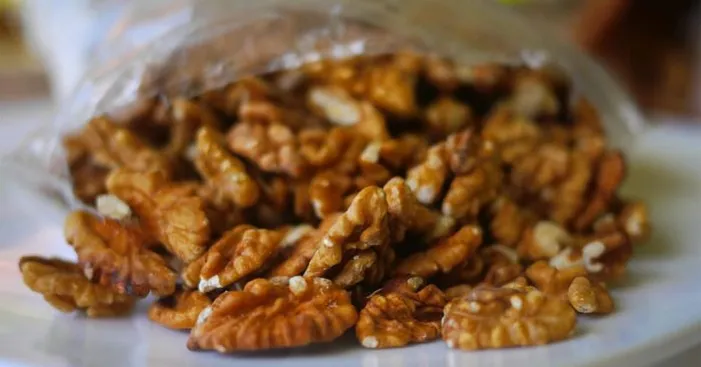 differences-between-pecans-and-walnuts