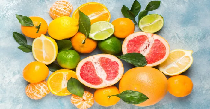 juicing-oranges