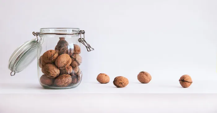 storing-walnuts